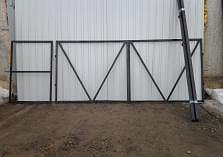 Комплект ворота с калиткой (3 столба, 2 воротины, 1 калитка) 2,0*4,5м (Россия)